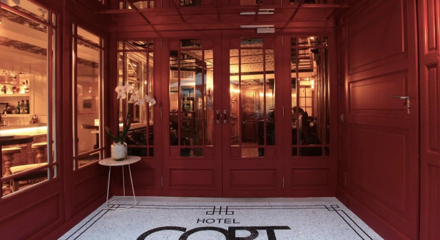 Hotel Cort