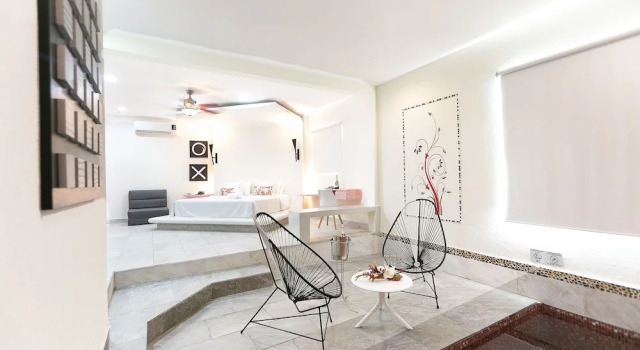 Полулюкс Casa Kaoba Hotel & Suites