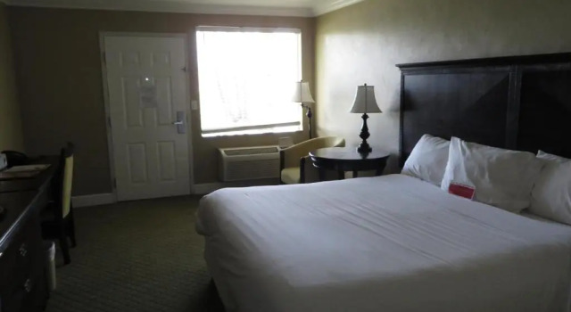 Номер Standard Ramada by Wyndham Lake Placid