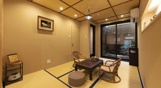 Вилла Shirakabanoyado-DOUNIWA, 白樺の宿-堂庭, Private House Near Osaka Castle