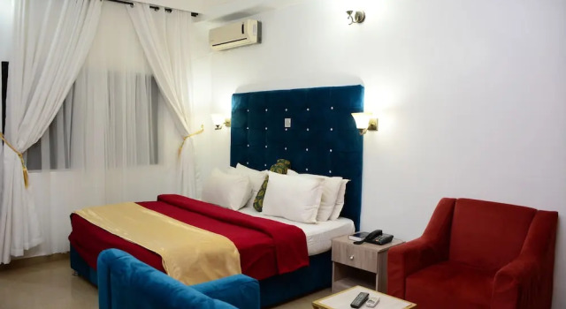 Люкс Standard Jasmines Place and Suites
