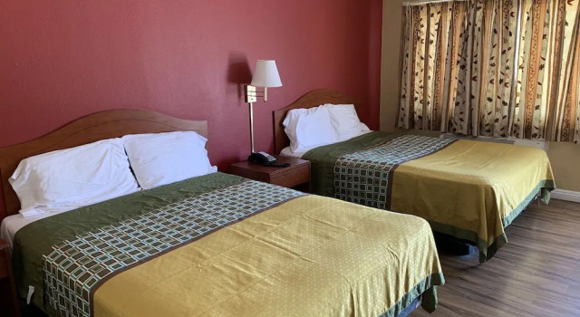Двухместный номер Standard Desert Inn Motel