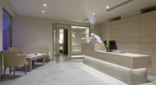 Design And Suite Hotel Ciarnadoi