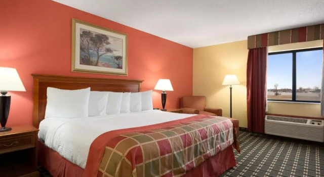 Номер Standard Baymont Inn and Suites Springfield