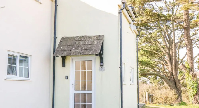 Little Bolt Hole