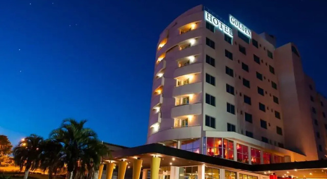 Favorita Golden Hotel e Eventos, Забронировать Отель Сан-Жозе Санта-Катарина