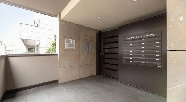 Central 2br Apartment Private Parking Long Term Welcome, Забронировать Апартаменты/квартира Отели Комо с парковкой, рядом с Площадь Кавур, Парковка
