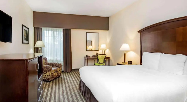 Номер Standard La Quinta by Wyndham Fowler