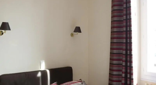 L'Aptois Hotel