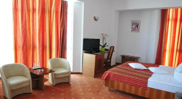 Hotel Emma Est, Prenota Hotel Hotel a Dolj con colazione, Colazione