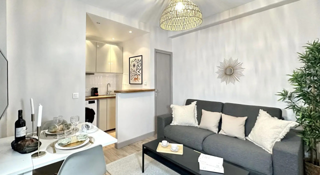 B 2067- Tour Eiffel - Appartement Cosy, Забронировать Апартаменты/квартира Апартаменты Парижа, рядом с Maison de Balzac, Апартаменты/квартира