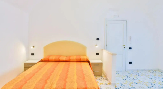 Della Monica Rooms