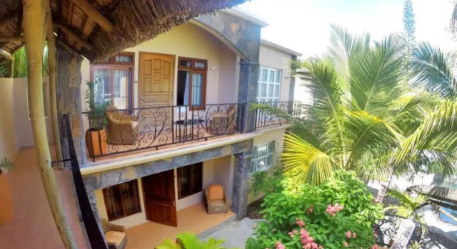 Here Paradise Hotel, Buchen Sie Hotel Hotels in Blue Bay mit Pool, Schwimmbad
