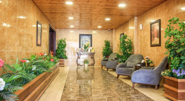 Balcony Hotel & Suites, Book Hotel Billige hoteller i Amman