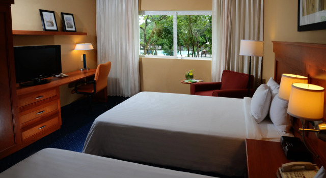 Courtyard by Marriott Cancun Airport, Rezervovat Hotel Cancún Quintana Roo