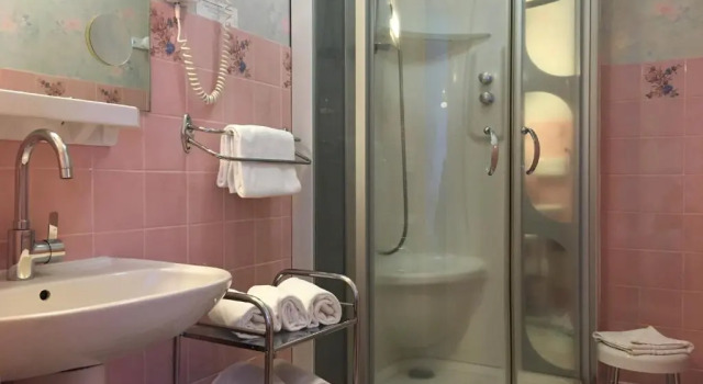 Номер Economy Hôtel Restaurant Le Grillon