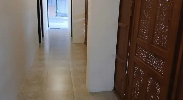 Kedaton Home Kostel, Забронировать Отель Отели Сукохарджо с парковкой, Парковка