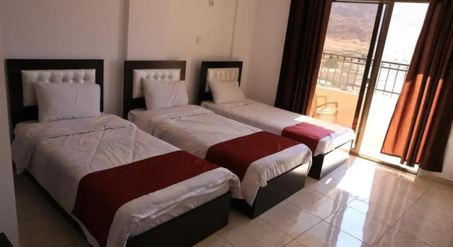 Habitación triple Estándar Weekend Hotel