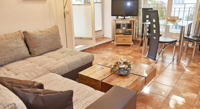 Villa Saxonia F640 WG 13 im ersten OG mit Wintergarten, strandnah