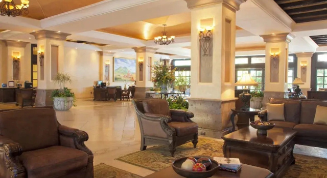 Beachside Escape at Riviera Nayarit w Pool, Забронировать Отель Отели Наярит с парковкой, Парковка