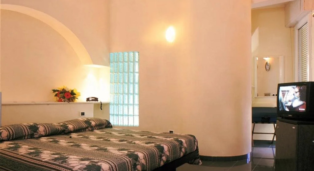Amba Hotel
