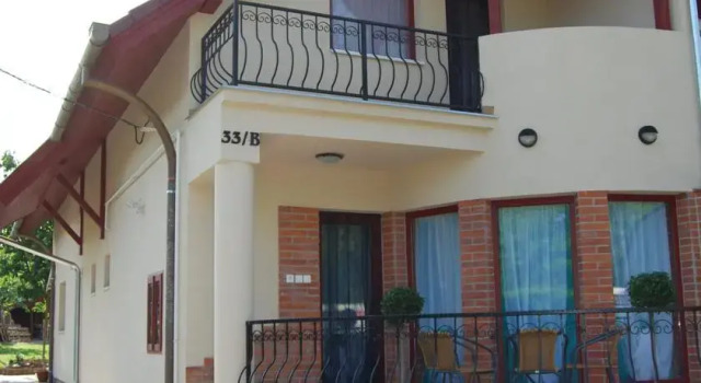 CSiPet Weekend Ház, Buchen Sie Ferienwohnung Vonyarcvashegy 