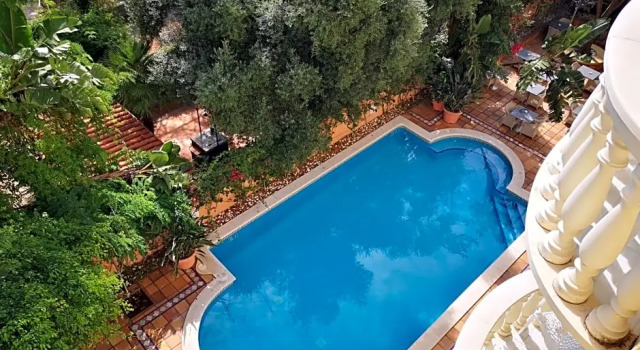 Номер Standard с видом на бассейн URH Sitges Playa
