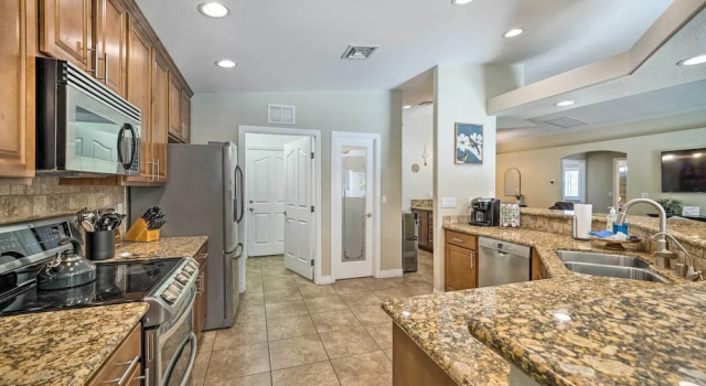 Коттедж 3 Mi to Lake: Lake Havasu Home w/ Pool