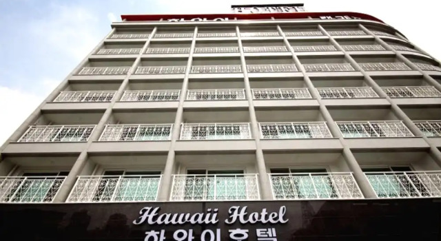 Hawaii Hotel