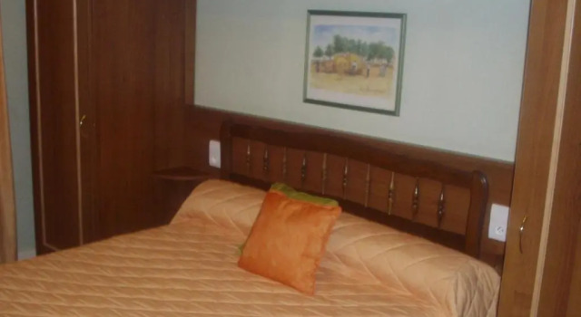 Четырёхместный номер Standard Hôtel Restaurant Anglade