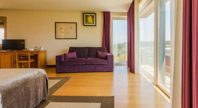 Paco da Torre de Figueiredo das Donas, Rezervovat Hotel Hotely v Beira Alta s bazénem, Bazén