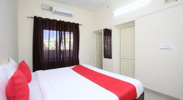 Oyo 24398 Jb Lodge