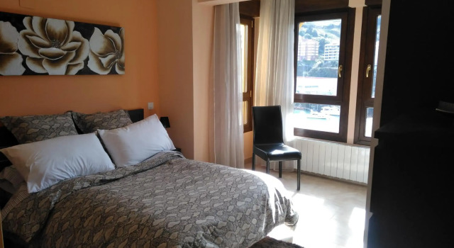 Lamerie, Book Hotel Bermeo 
