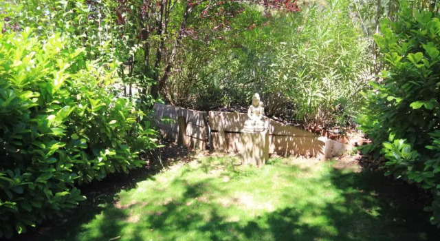 La Farigoule, Charming stone house with shared pool in Provence