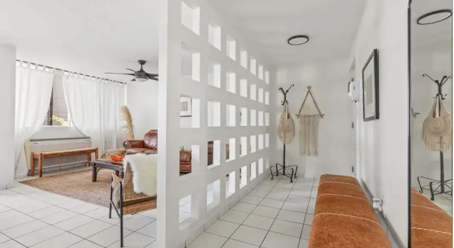 2 Bed, 2 Bath Condado Beach Apt With Parking 2 Bedroom Apts by RedAwning, Забронировать Отель Отели Кондадо с парковкой, рядом с Пляж Condado Beach, Парковка