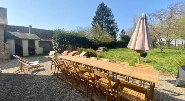 La Villa Dorange, EXCEPTIONNELLE et SPACIEUSE, Rezerwuj Willa Hotele w Sailly-Flibeaucourt z parkingiem, Parking