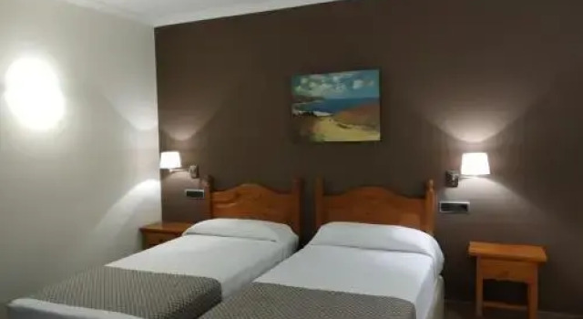 El Eden, Prenota Hotel El Ejido Almería