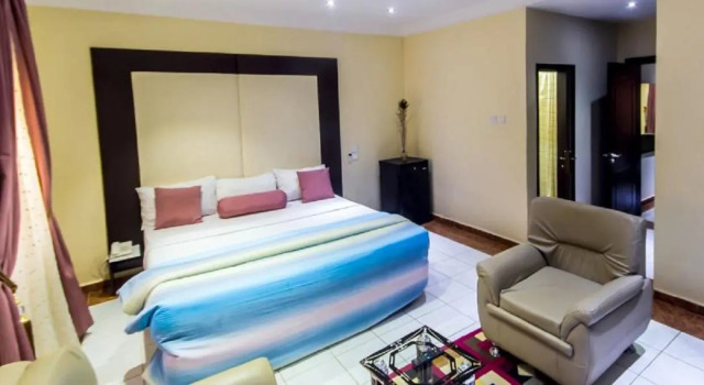 1st Forty Hotel, Rezervasyon Otel Mobushipe otoparklı oteller, Otopark