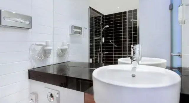 Четырёхместный номер Standard с видом на внутренний двор Holiday Inn Express Augsburg by IHG