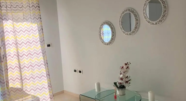 Orfeas Central Apartment, Prenota Appartamento Hotel a Riviera Albanese con parcheggio, Parcheggio
