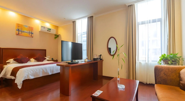 GreenTree Inn HuZhou AnJi YingBin Avenue Express Hotel, Rezervasyon Otel Anji Zhejiang