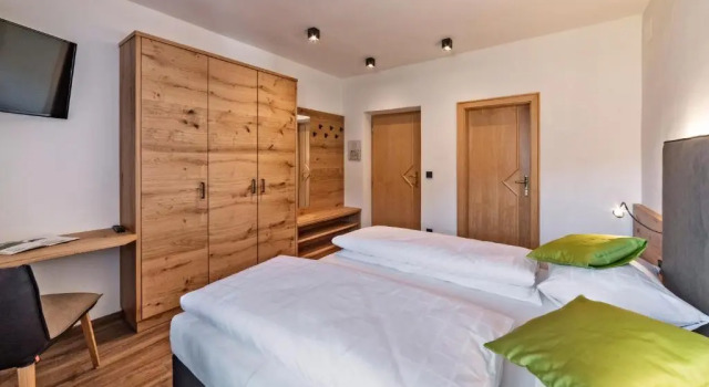 Двухместный номер Standard с балконом Hotel Garni Sonngart