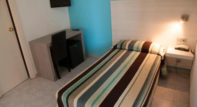 Одноместный номер Hotel Planas