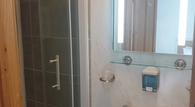 Standard single cameră Bay Lodge