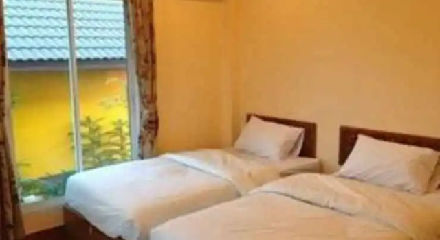 Phuaroon Resort(ภู่อรุณ รีสอร์ท), Забронировать Отель Сукхотхай 