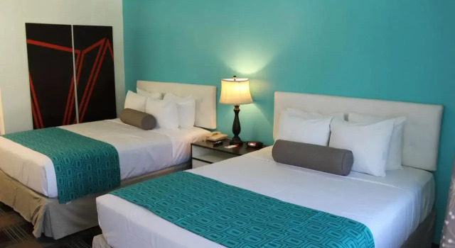 Howard Johnson Express Inn