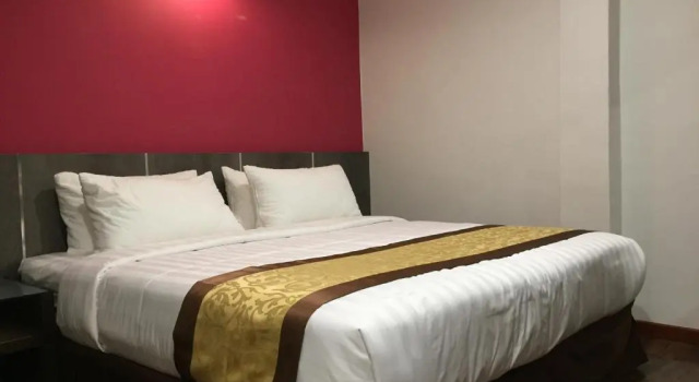 Standart oda Meriton Inn Hotel