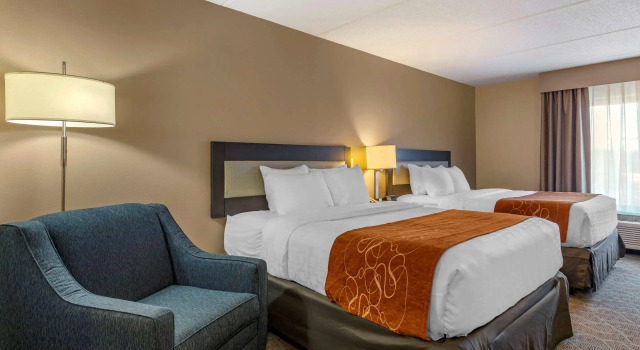 Четырёхместный номер Standard Comfort Suites Alpharetta-Roswell - Atlanta Area