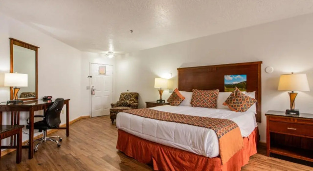 Номер Standard Sandia Peak Inn Old Town ABQ, a Howard Johnson by Wyndham