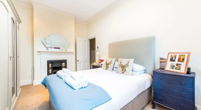 Stylish Battersea Park Home, Забронировать Отель Баттерси Лондон, рядом с Галерея Pump House